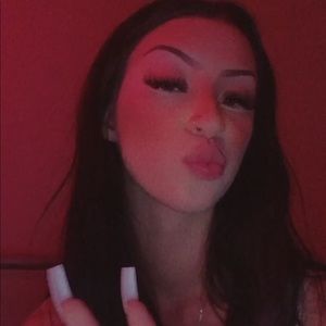 Meet your Posher, Mobina